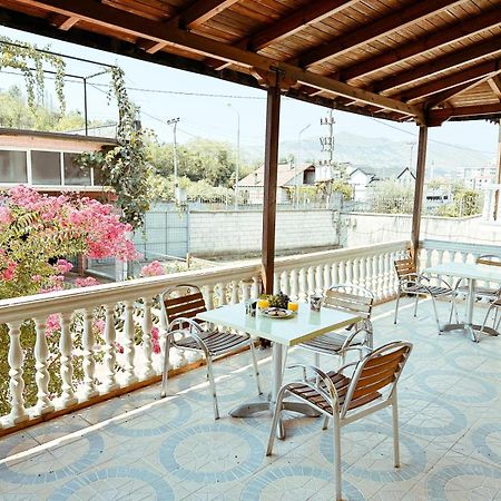 Vizion Hotel Shkodër Esterno foto